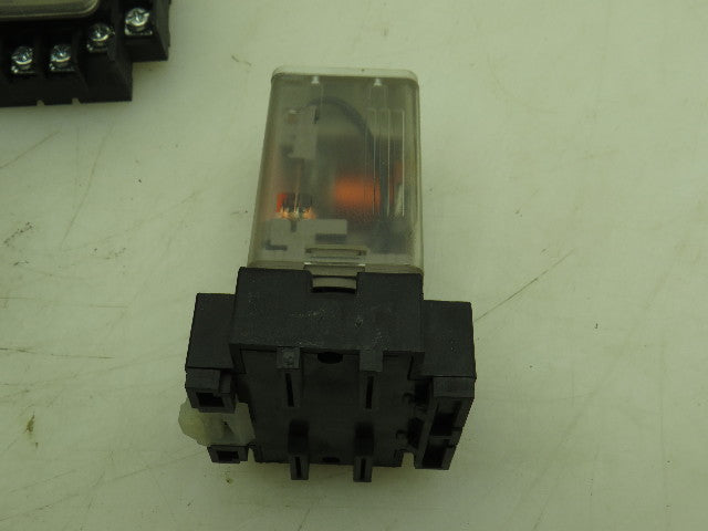 Allen Bradley 700-HA33A1 Series B Relay 10A 120VAC w/ Base  700-HN126  Lot of 11