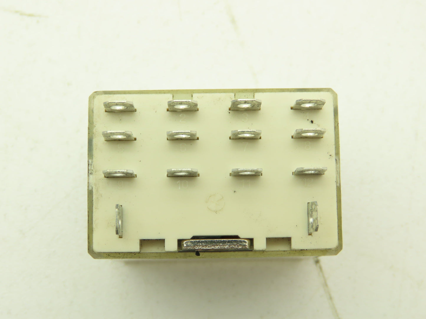 Eagle Signal 16Q4CA120 Socket Relay 10A 120V 14-Pin