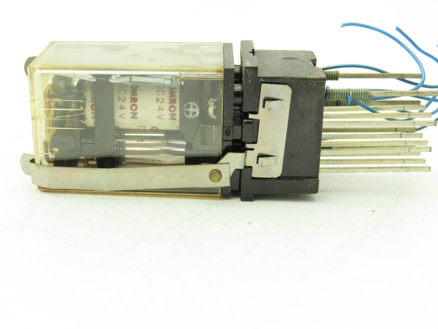 Omron G2A-432A-N1 Socket Relay 14-Pin 24VDC w/ Base PY140N  Lot of 10