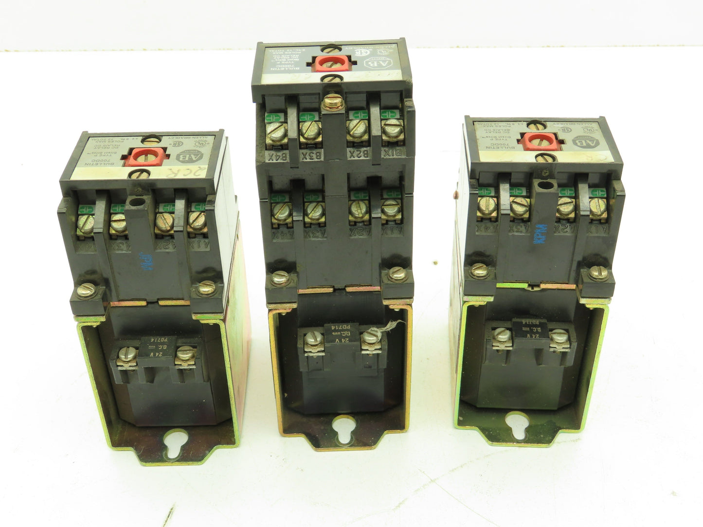 Allen Bradley 700DC-P800Z24 Series A 24DC Relay Type P Direct Drive Lot of 3