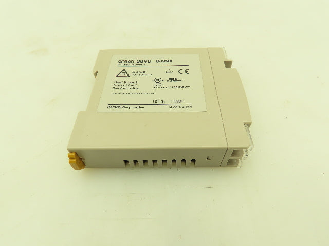 Omron S8VS-03005 Power Supply 5V Output 100-240V Input