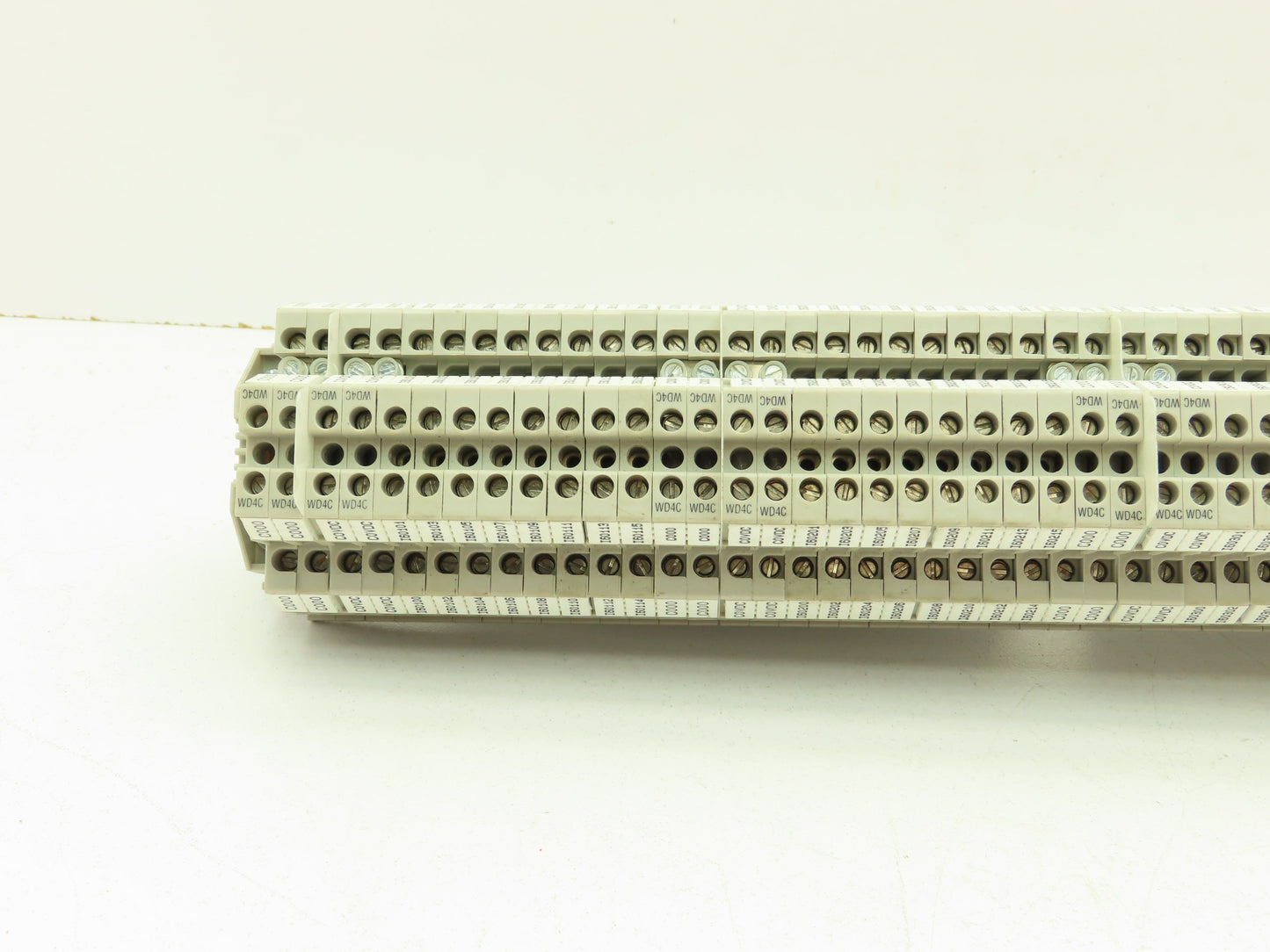 Allen Bradley 1492-HM1 Red Terminal Blocks (120pcs) 30A 600V 36" DIN Rail