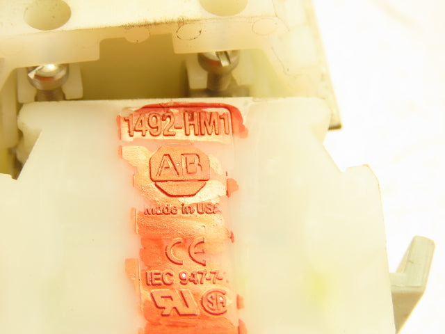 Allen Bradley 1492-HM1 White Terminal Blocks (150pcs) 30A 600V 39" DIN Rail