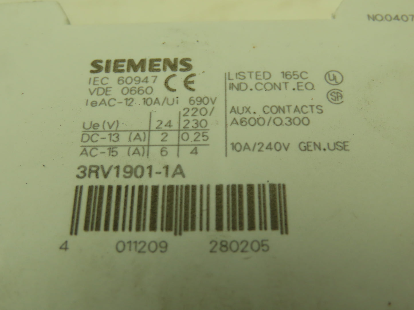 Siemens 3RV10111BA10 Manual Starter Auxiliary 3P 600V 1.4-2 Amp Lot of 7