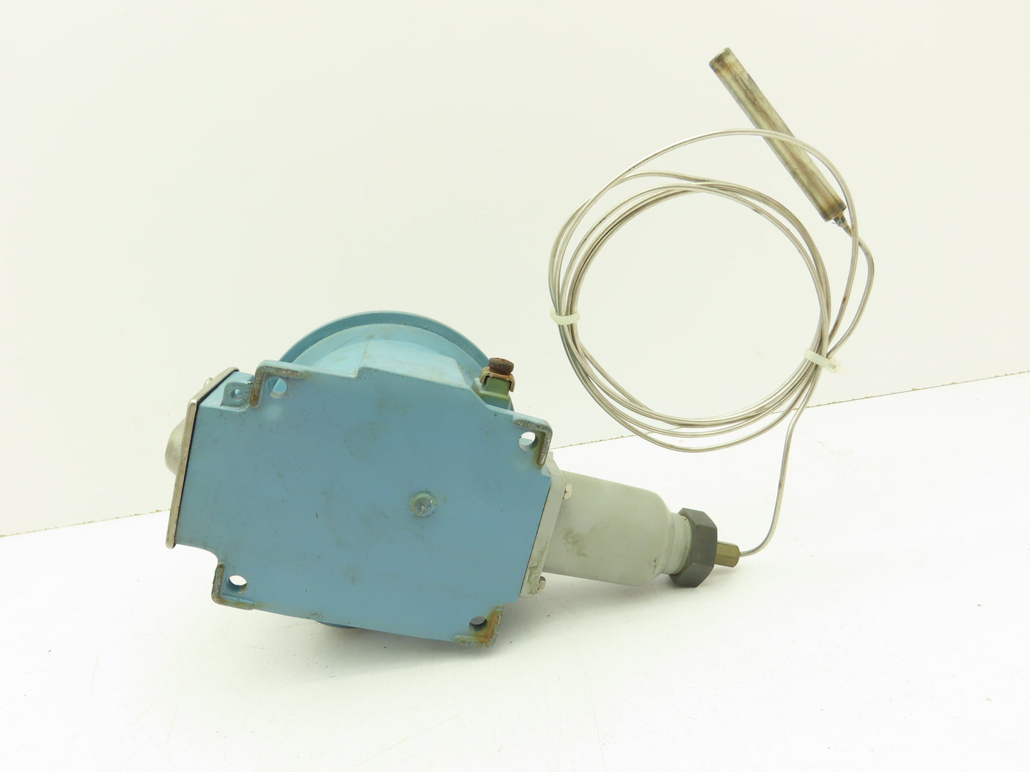 UE United Electric E122-8BS Temperature Switch 15A 480V 350-640° F