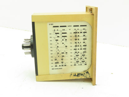 Carlo Gavazzi S-1321166-115 Programmable Quartz Timer 3-Digit LED 11-Pin 115V