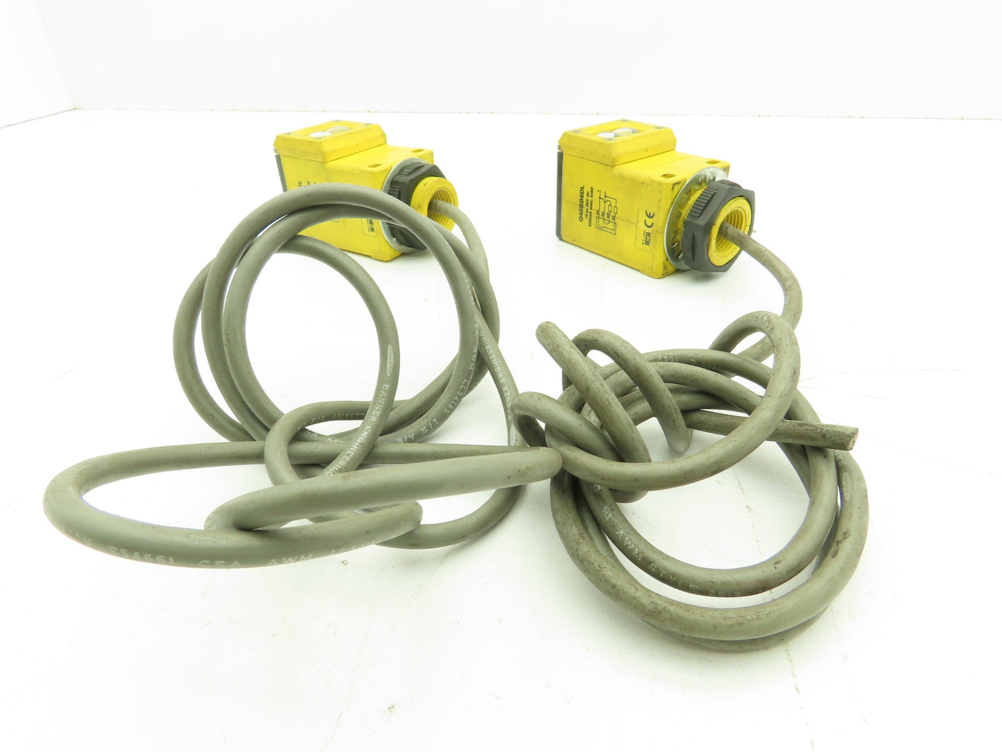 Banner Q45BB6DL Photoelectric Sensor Diffuse 1.8M 10-30VDC  Lot of 2