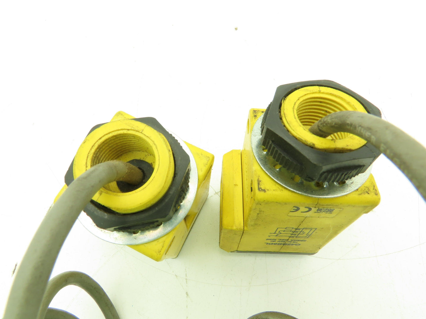 Banner Q45BB6DL Photoelectric Sensor Diffuse 1.8M 10-30VDC  Lot of 2