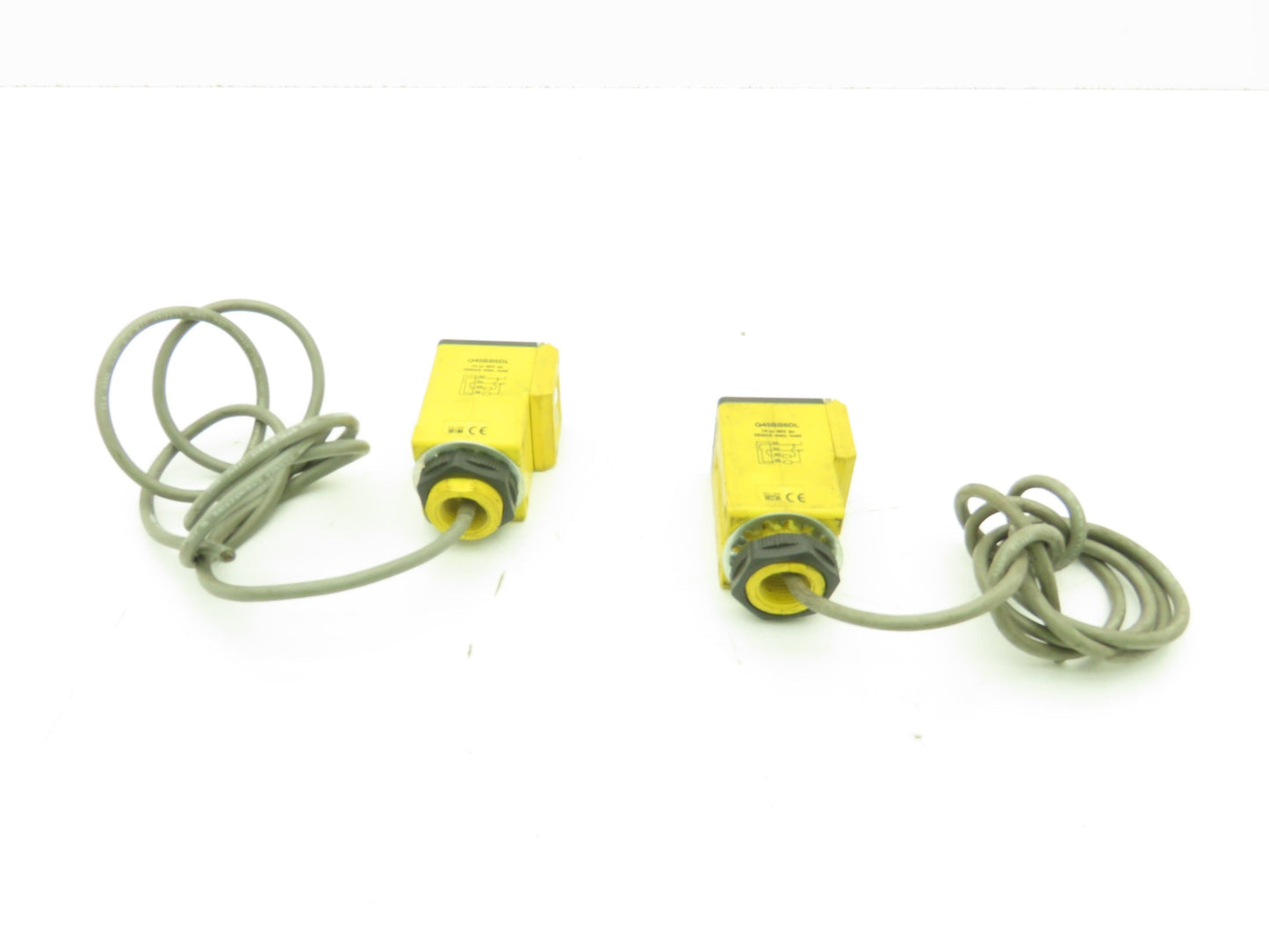 Banner Q45BB6DL Photoelectric Sensor Diffuse 1.8M 10-30VDC  Lot of 2