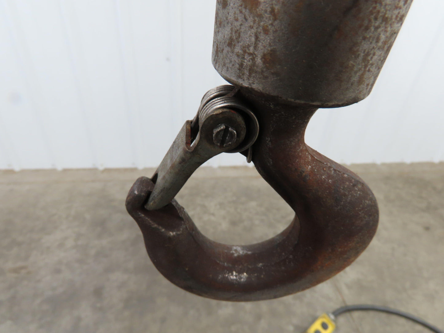 Acco Wright Way Electric Chain Hoist 1000 LB 1/2 Ton 16 FPM 1/2 HP 440V 13' Lift