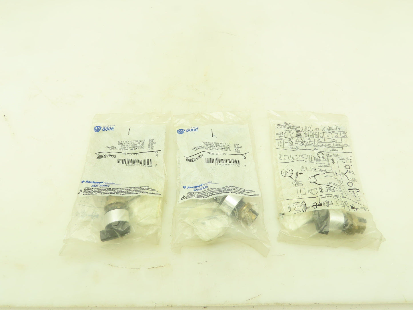 Allen Bradley 800EM-HM32 Ser A 3-Pos Maintained Selector Switch Black  Lot of 3