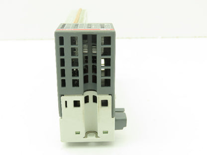 ABB DI571 B2 1TNE968902R2103 Digital Input Module 100-240VAC 8DI