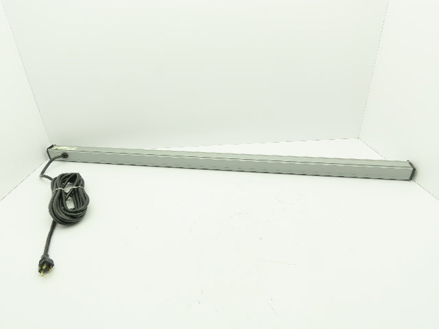 Wiremold UL404BD Plug-In Outlet Center 16 Outlet Power Strip 15A 120VAC 48"