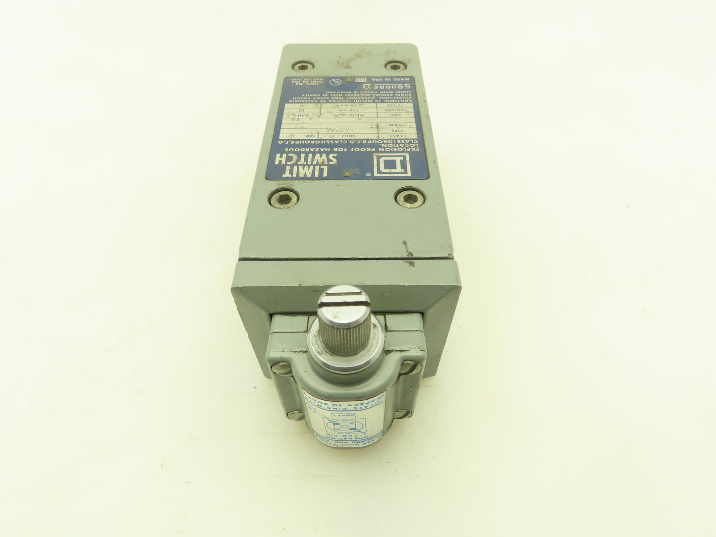 Square D 9007 BR53B2 Limit Switch Snap Action Ser A Explosion Proof Haz Location