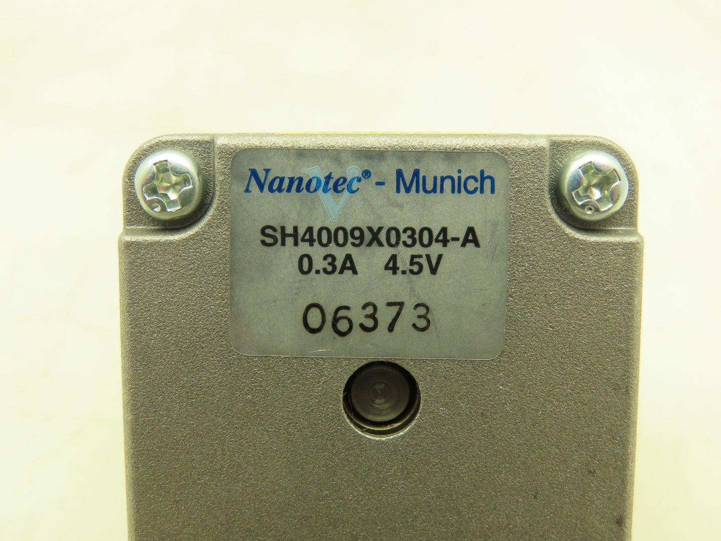 Nanotec SH4009X0304-A Stepper Motor Shutter 4.5V 0.3A 5 MM Shaft