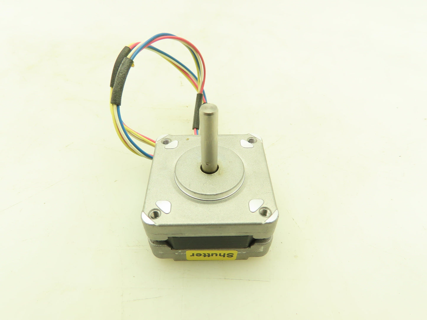 Nanotec SH4009X0304-A Stepper Motor Shutter 4.5V 0.3A 5 MM Shaft