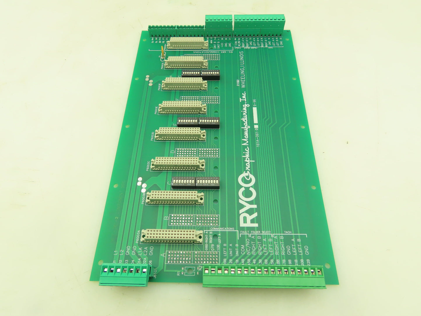 Ryco Graphic Mfg 161A-061-2 Backplane  8-Slot Card Rack Chassis Board