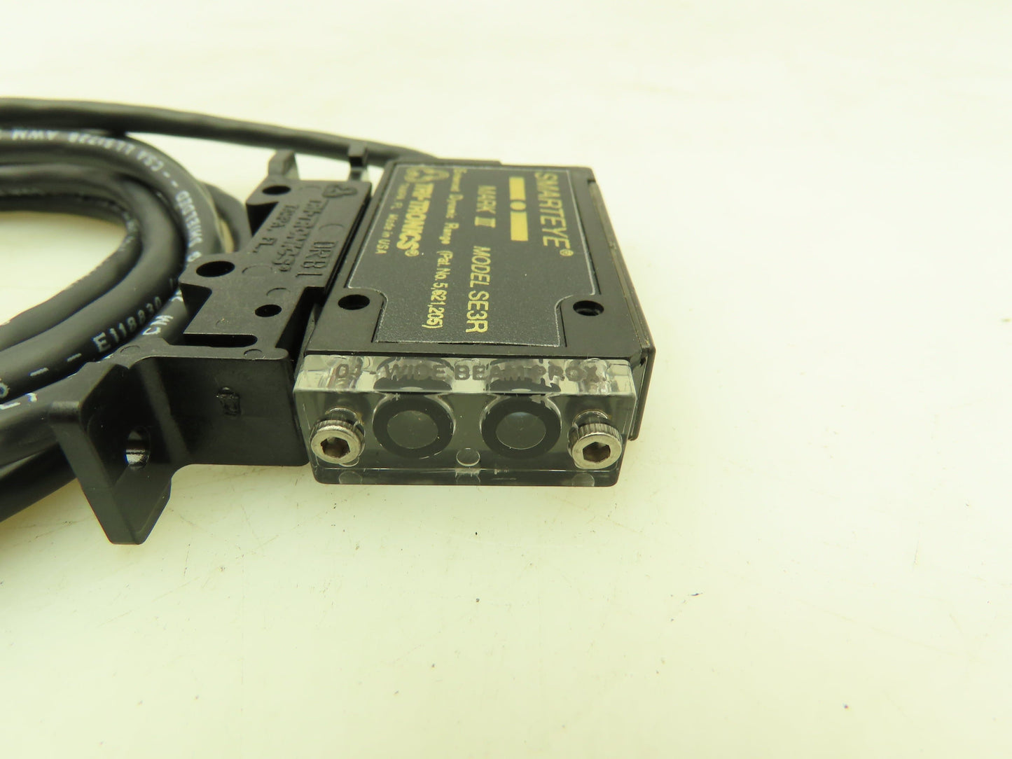 Tri-Tronics SE3R MARK III SMARTYEYE Sensor Red LED 12 to 24 VDC SE3RO4