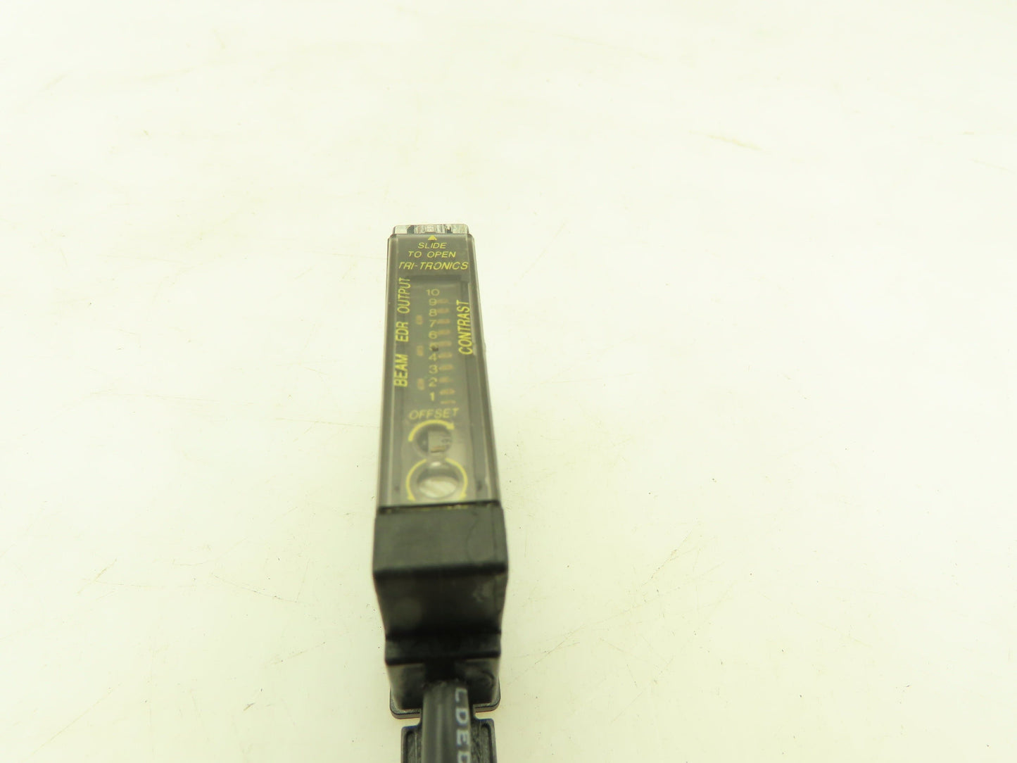 Tri-Tronics SE3R MARK III SMARTYEYE Sensor Red LED 12 to 24 VDC SE3RO4