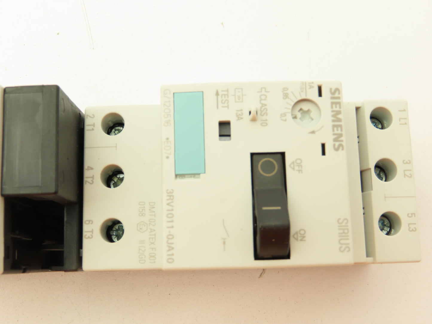 Siemens 3RA11100JA151BB4 Starter Combination