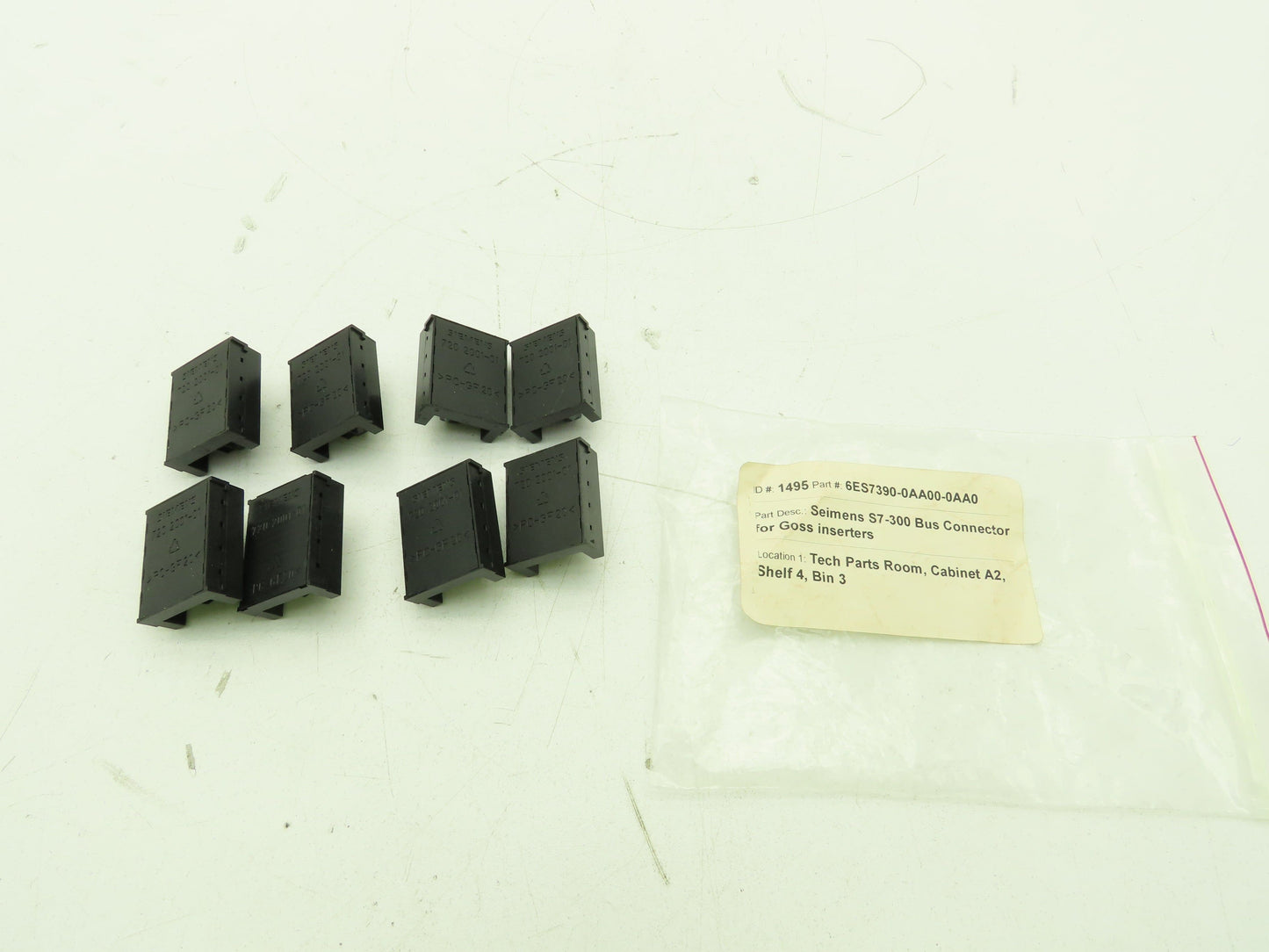 Siemens 6ES7390-0AA00-0AA0 S7-300 Bus Connector Lot of 8