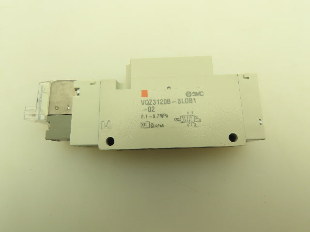 SMC VQZ3120B-5LOB1-02 Pneumatic Air Solenoid Valve Spring Return 24VDC