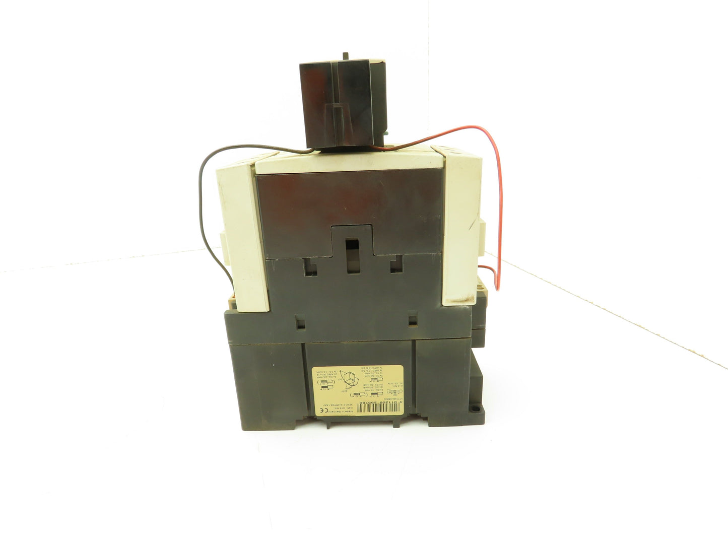 Siemens 3RT1044-3B Power Contactor 3P 65A 30kW 400V 24VDC Coil Sz S3