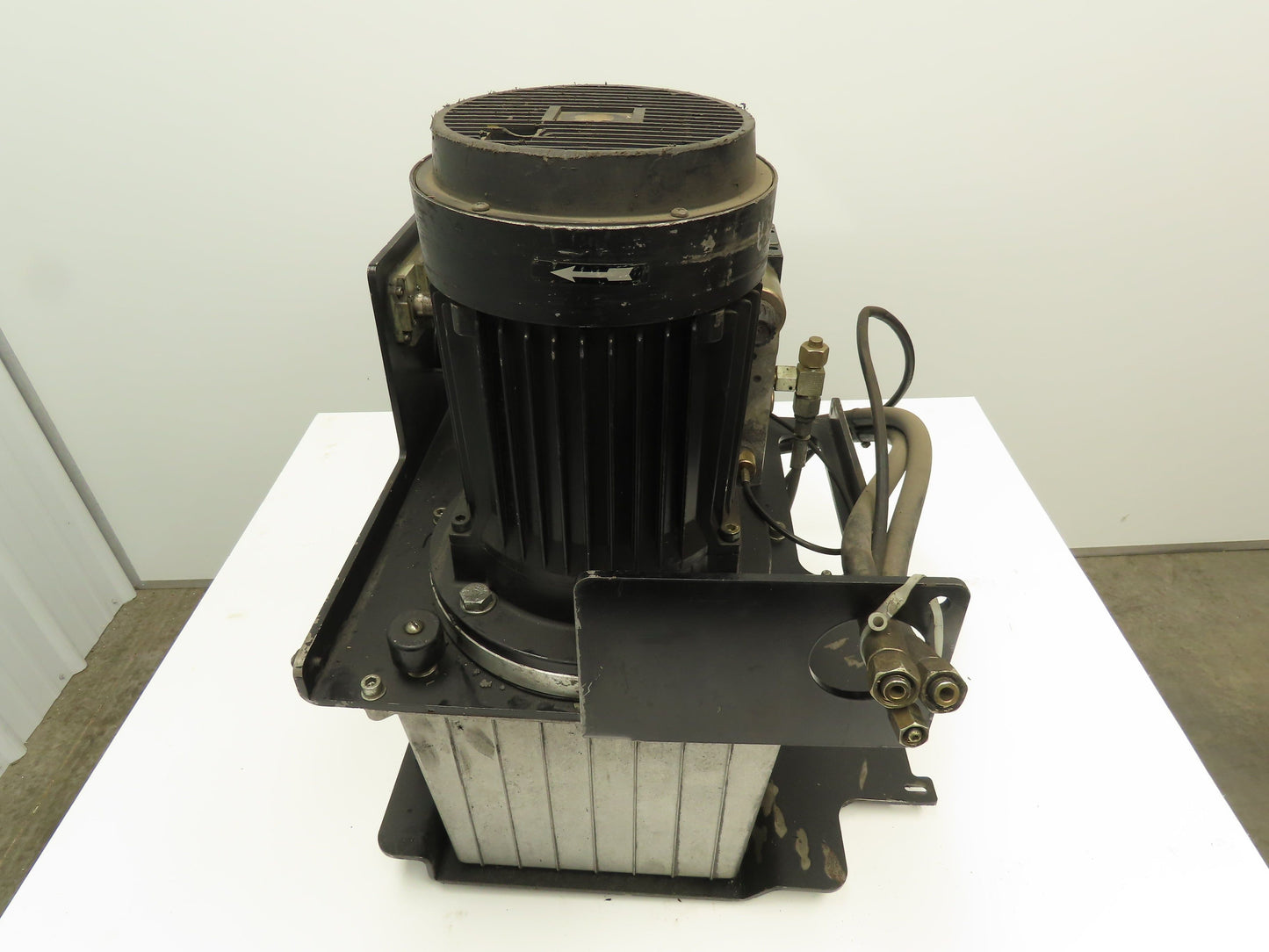 Hydrel AG HY 221174  Hydraulic Power Unit 3KW 480V 3PH 1450 PSI  ViVolo Pump