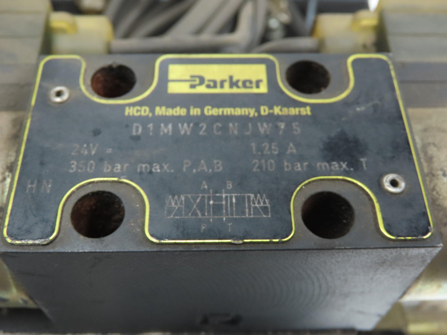 Hydrel AG HY 221174  Hydraulic Power Unit 3KW 480V 3PH 1850 PSI  ViVolo Pump