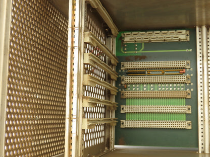 Siemens TASC 200  PLC 6-Slot Card Chassis Board Rack