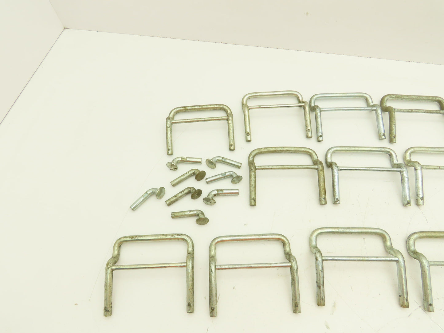 Speed Rack Pallet Rack Racking Clip H591 Clips 4" Safety H122 Pins Lot of 16