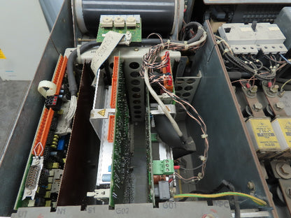 Siemens 6SC65 Hauptspindel Simodrive VFD Drive 380V 3 Ph 200A 150KVA 2=U88