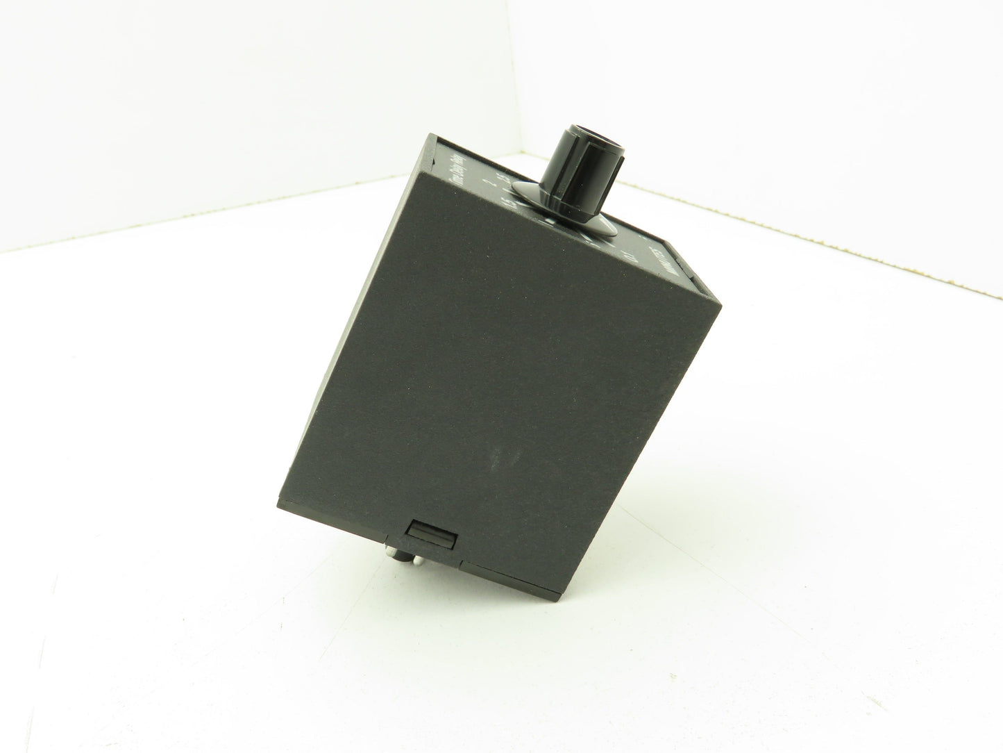 SSAC TRB120A2X240 TRB120A2X240 Time Delay Relay Range: 0.1-4 Min 120VAC 10A