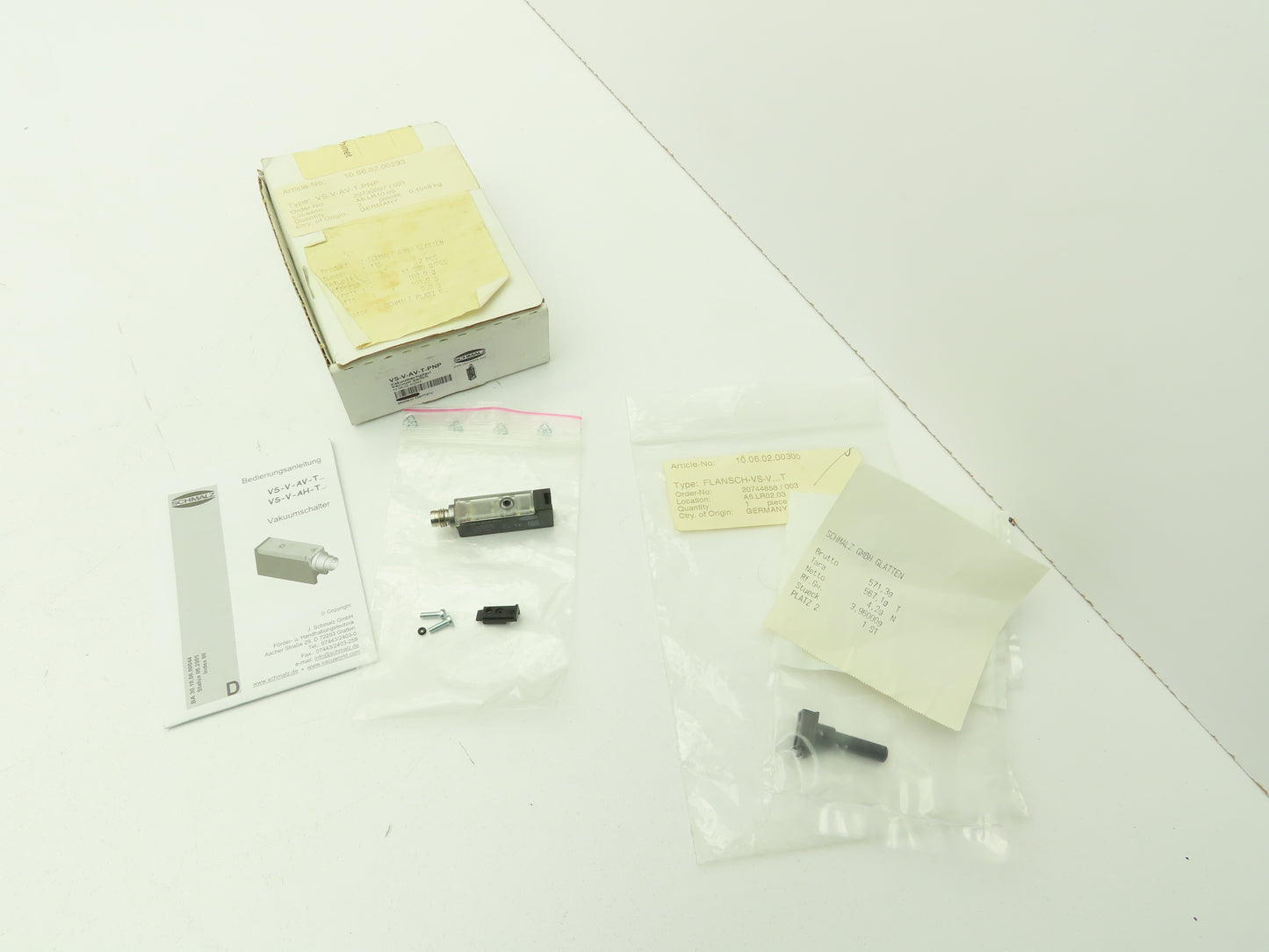 Schmalz VS-V-AV-T-PNP Vacuum Switch 1 To 0 BAR 30VDC