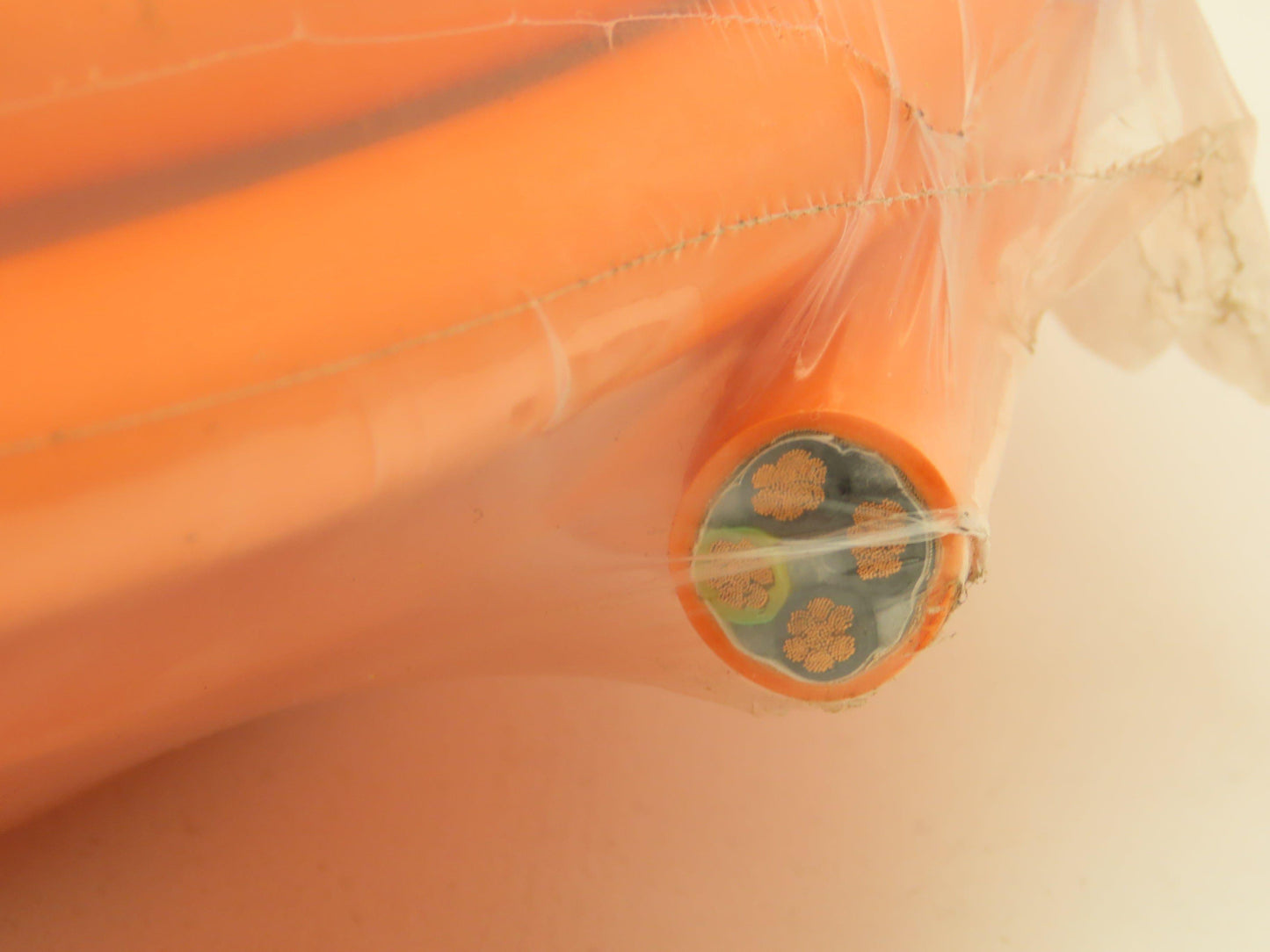 Siemens 6FX8008-1BB51 Power Cable 4x10.0 C Trailable 15M  Motion-Connect 800+