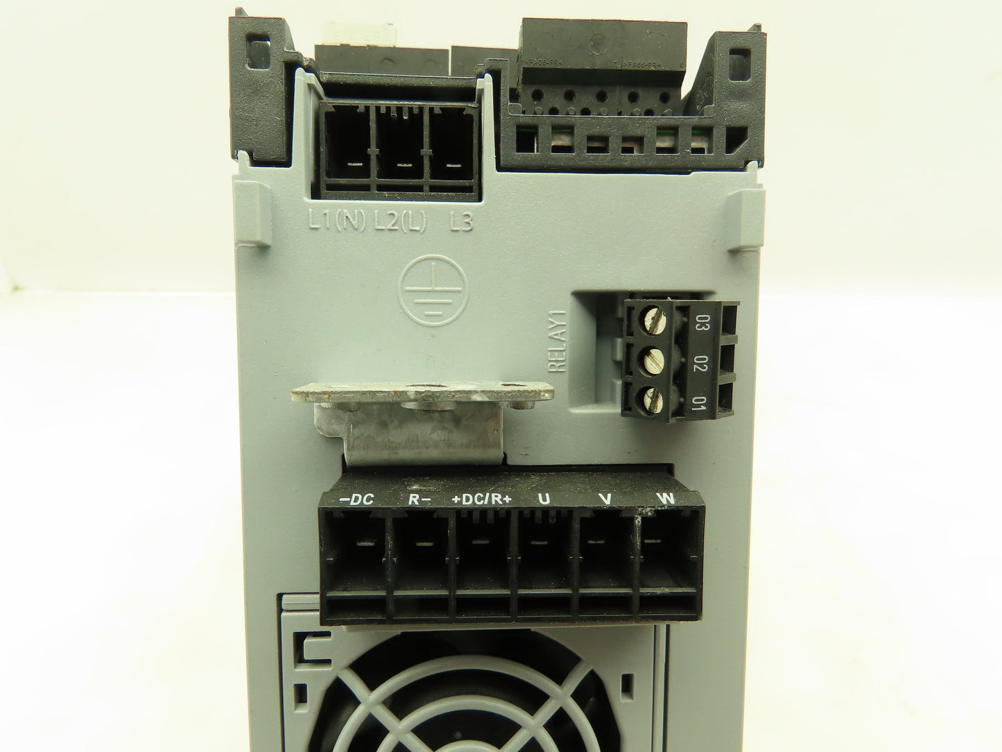 Danfoss 134U3007 Midi Variable Speed Inverter Drive VFD 3 Ph 480V 1.7A 0.55kw