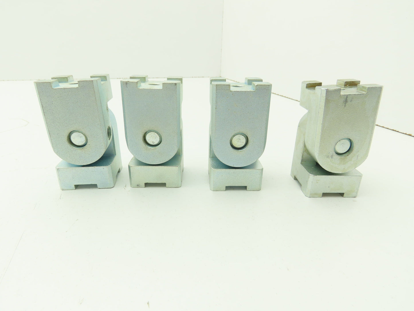 MayTec 16303031 Pivot Hinge Joint 30mm Aluminum Extrusion Conveyor Lot of 4