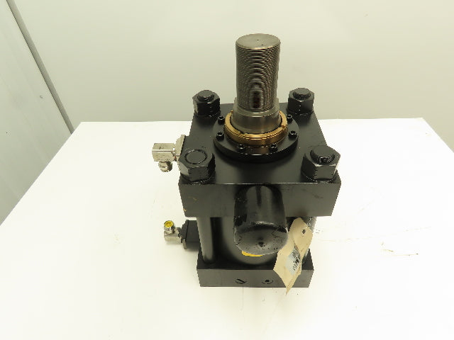 Parker CD3HKTS14C  3H Hydraulic Cylinder 7" Bore 3" Stroke 1100 PSI Trunnion Mt