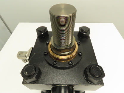 Parker CD3HKTS14AC  3H Hydraulic Cylinder 7" Bore 3" Stroke 1100 PSI Trunnion Mt