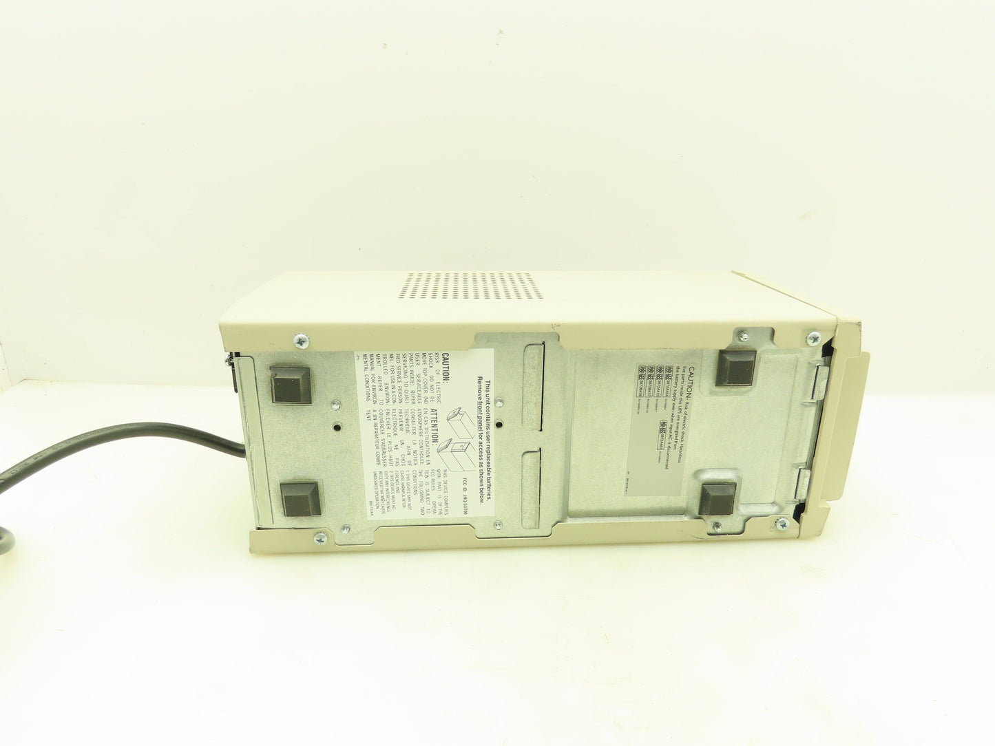 APC SU700NET Smart-UPS 700VA 450W 120V 4-Outlet