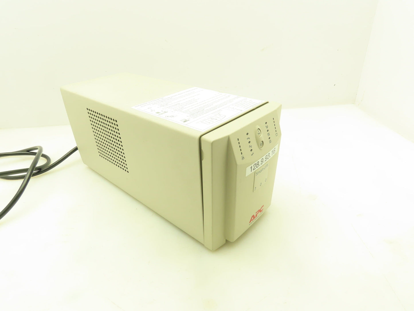 APC SU700NET Smart-UPS 700VA 450W 120V 4-Outlet