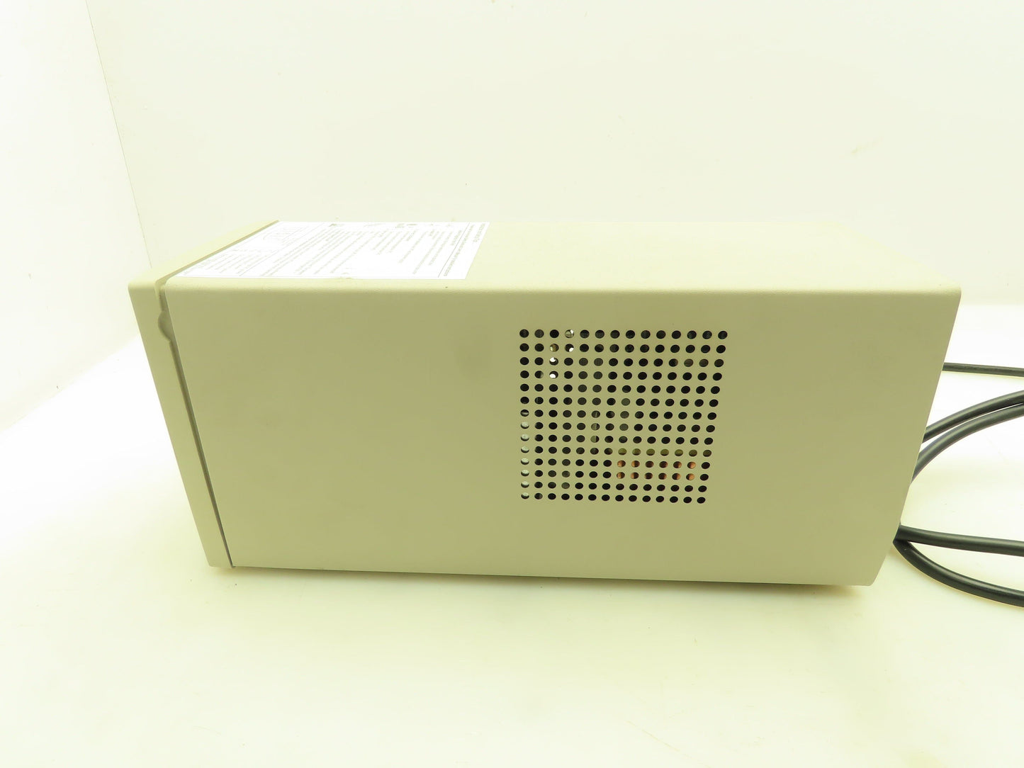 APC SU700NET Smart-UPS 700VA 450W 120V 4-Outlet