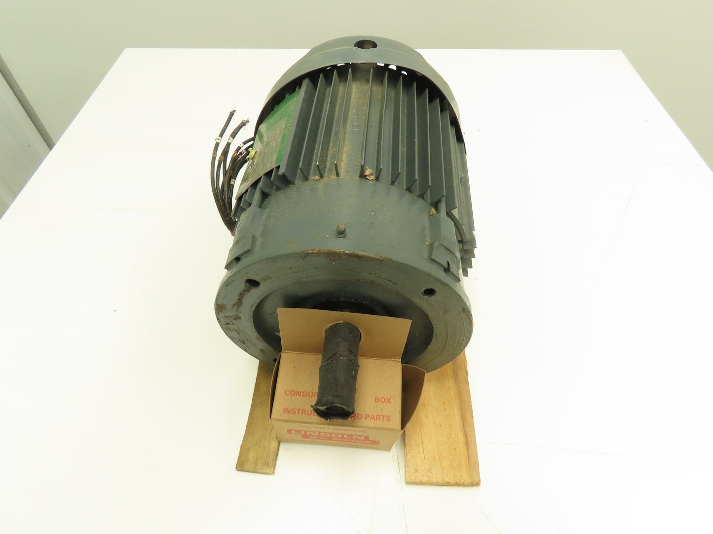 Lincoln T-4316-C 1.5 Hp 1165 Rpm 182TC Frame 208-230/460v 3 Phase Motor