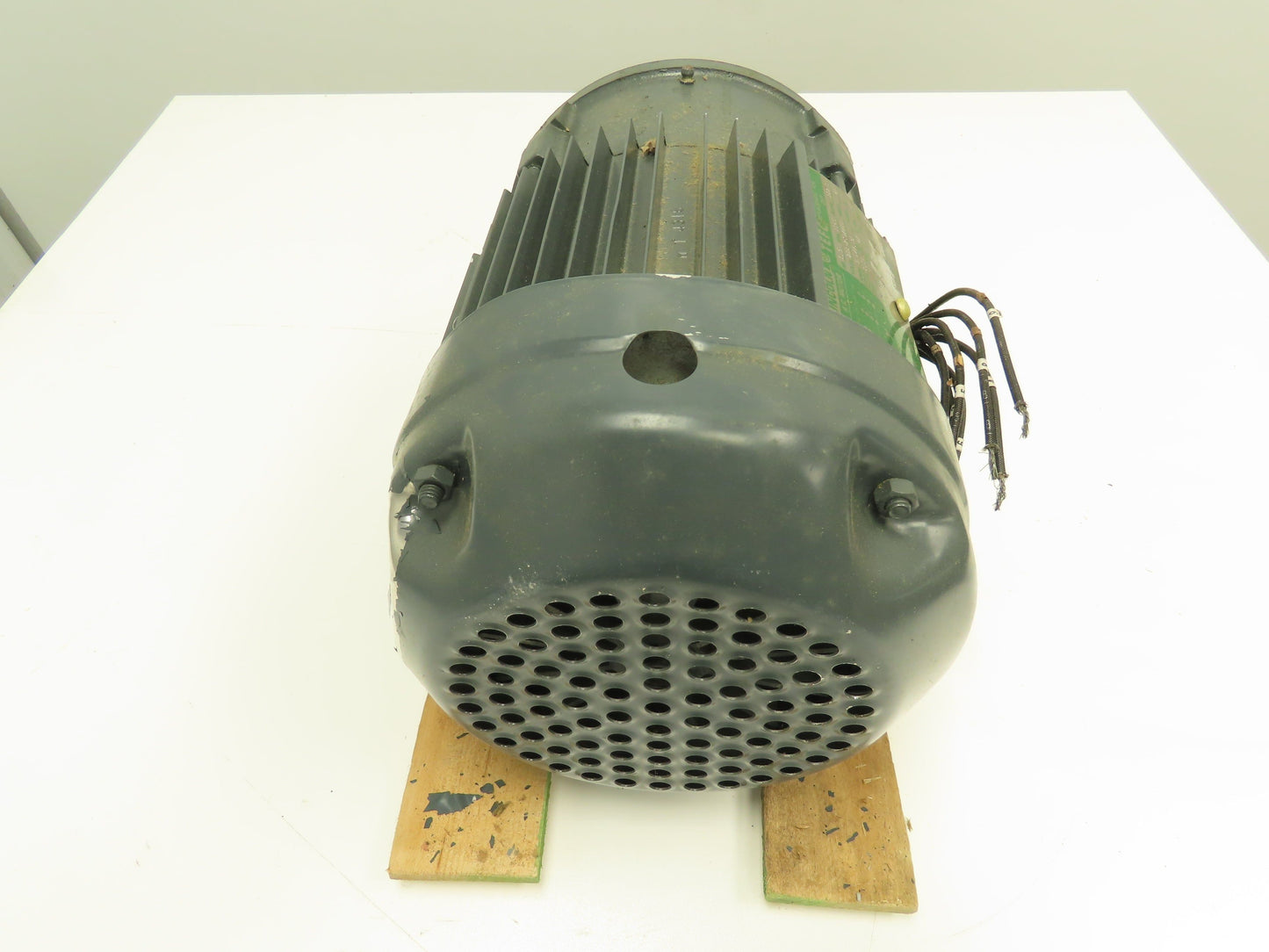 Lincoln T-4316-C 1.5 Hp 1165 Rpm 182TC Frame 208-230/460v 3 Phase Motor