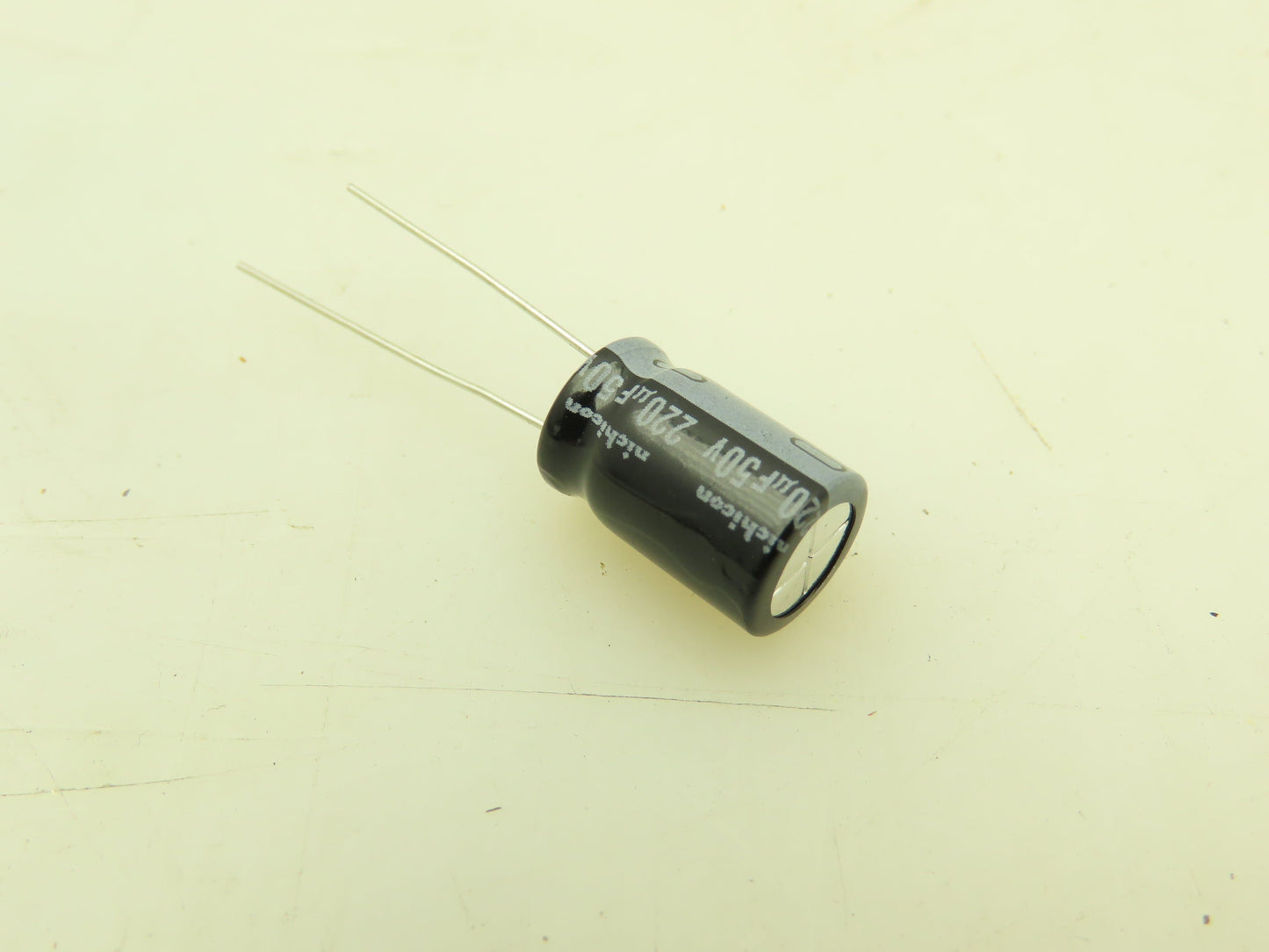 Nichicon 493-1609-ND Aluminum Capacitor 220uF 50V  LOT OF 68