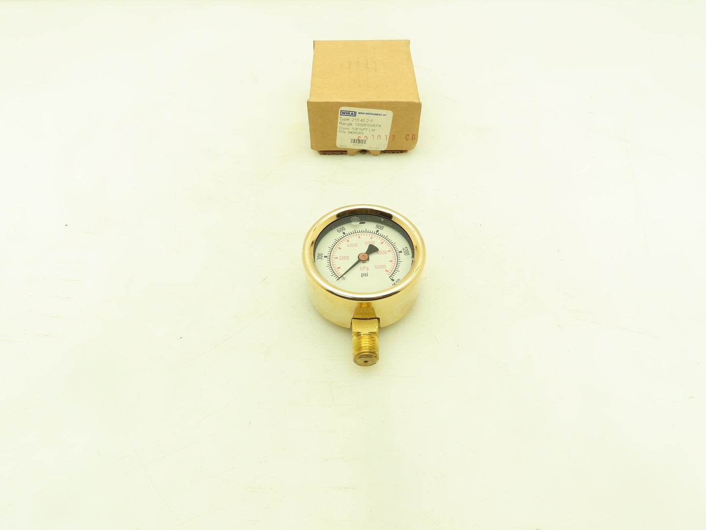 Wika 9456260 Pressure Gauge Liquid Filled 2-1/2" Dial 1500 psi (kPa) 1/4" NPT