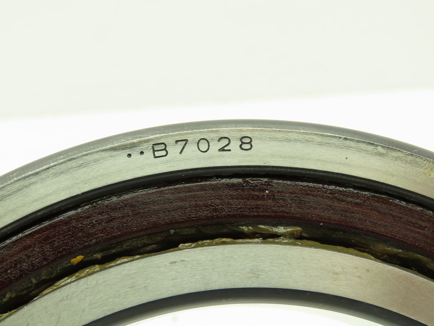 Fag B7028 Precision Angular Contact Ball Bearing 140mm ID 210mm OD 33 mm Width