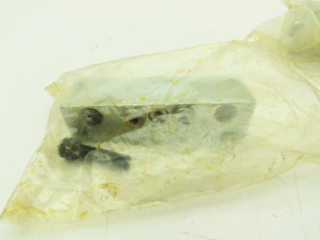 Lincoln ML40 Automatic Lubrication Divider Valve Auto Oiler System Lot of 7