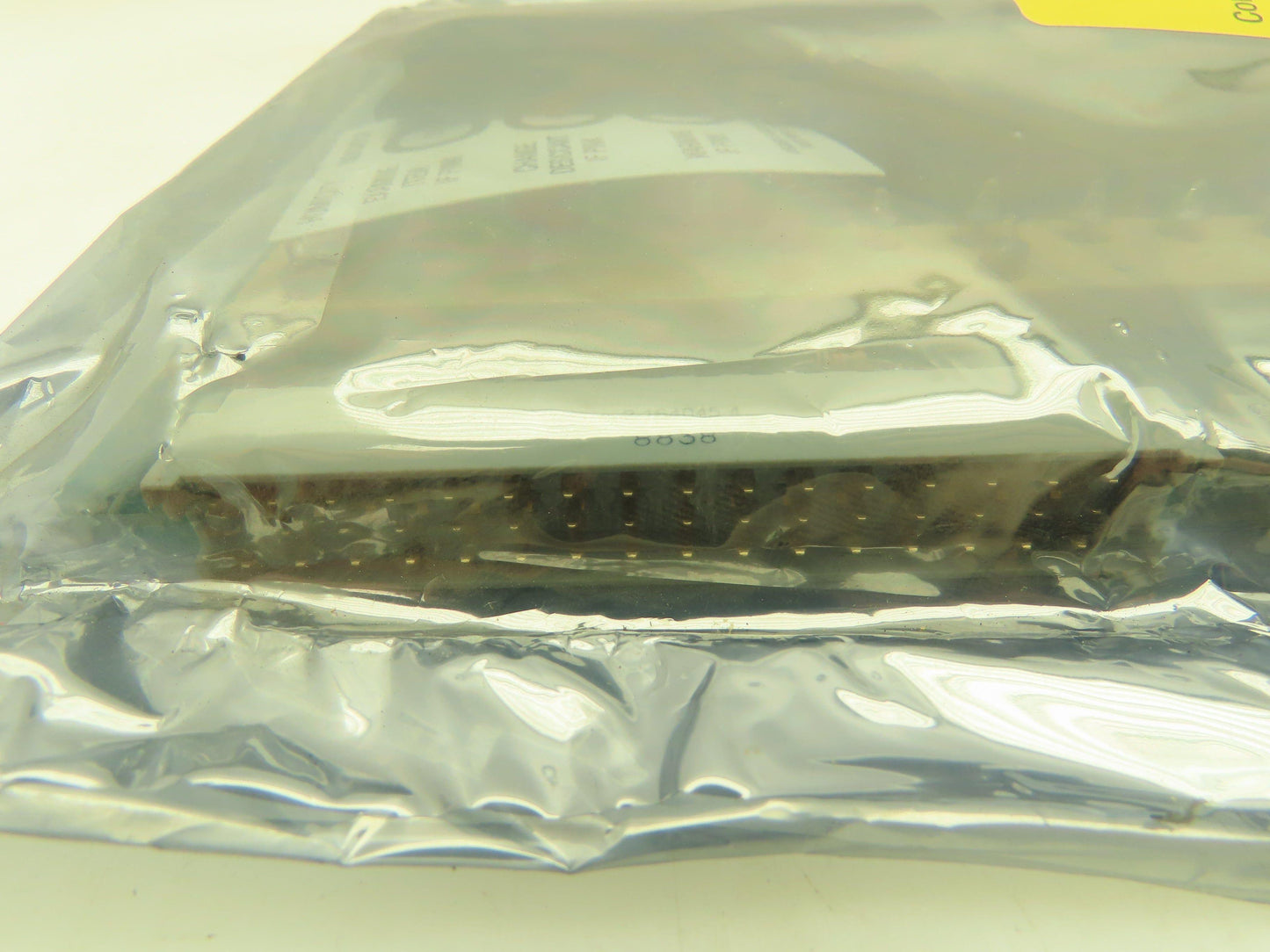 Giddings & Lewis 501-04561-00 / 502-03567-00 Output Circuit Board Module 32 AC