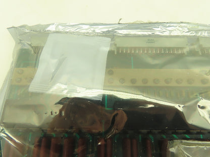 Giddings & Lewis 501-04561-00 / 502-03567-00 Output Circuit Board Module 32 AC